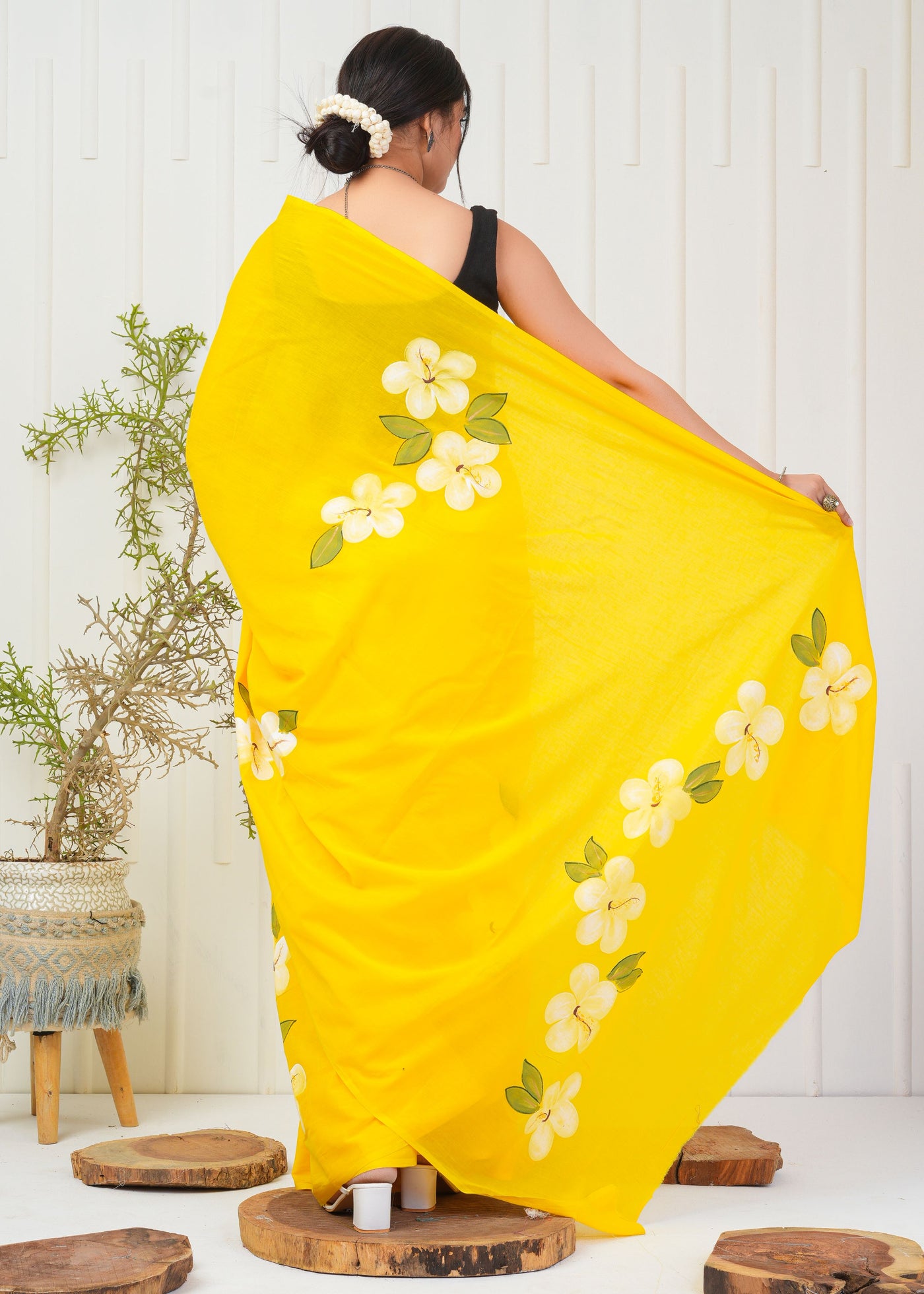 Premium Cotton Saree with Blouse Piece ( CS2007 )